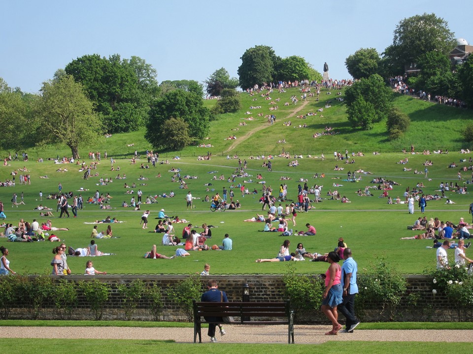 multi use park walking picnic sittings sunshine summer